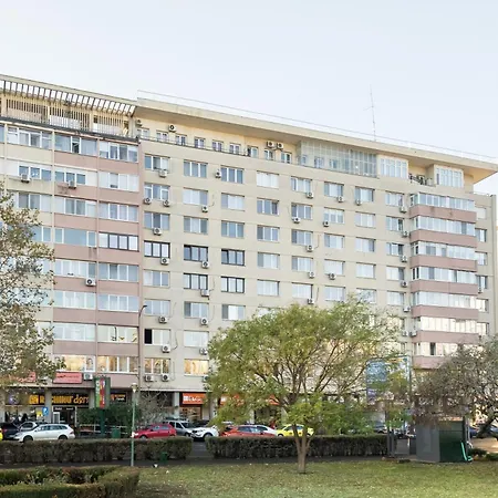 Iconic View - Sala Palatului -top Location Bukarest