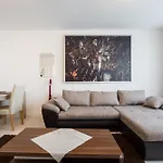 아파트 Iconic View - Sala Palatului -top Location 부쿠레슈티