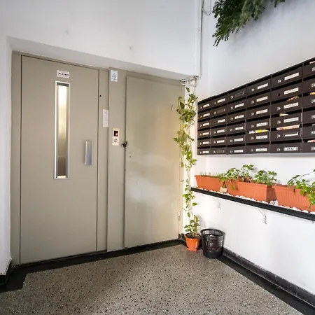 Iconic View - Sala Palatului -top Location