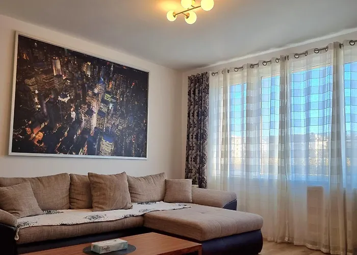 Iconic View - Sala Palatului -top Location Bukarest