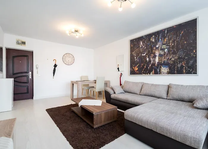 Iconic View - Sala Palatului -top Location Bukarest