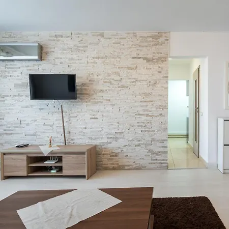 Apartment Iconic View - Sala Palatului -top Location *