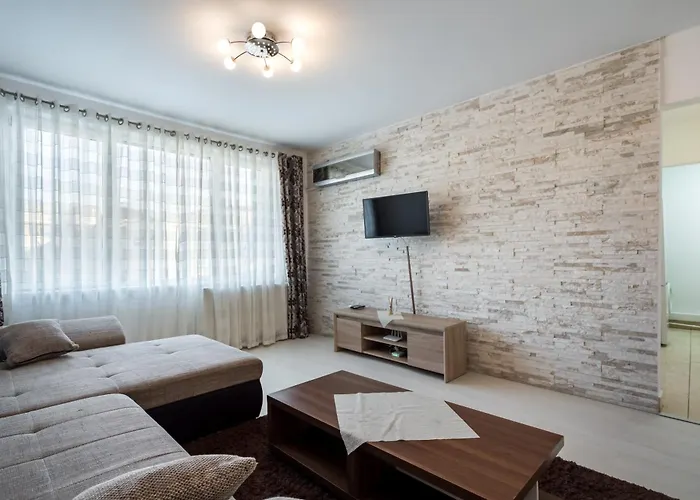Apartment Iconic View - Sala Palatului -top Location Bucharest